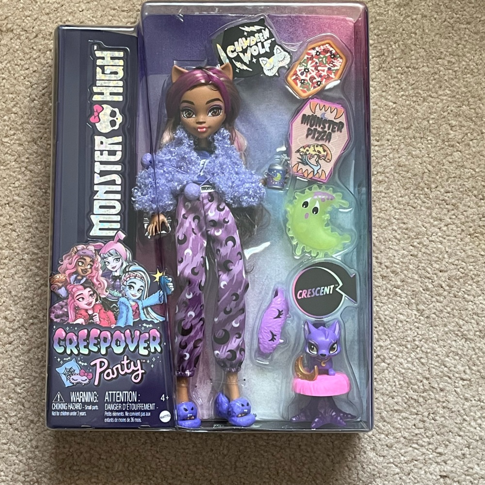NIB Monster High Creepover Party - Clawdeen Wolf Doll